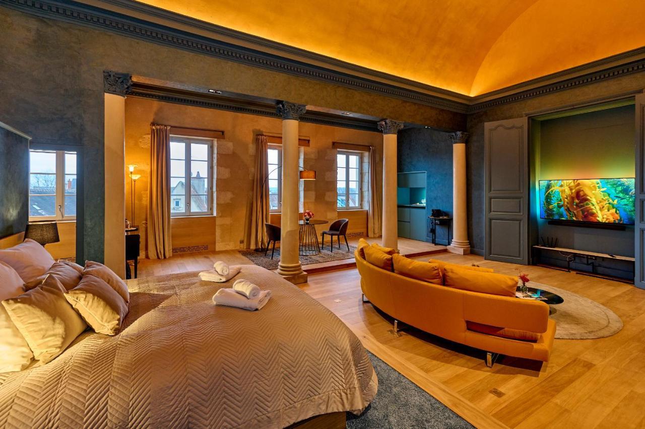 La Chapelle, Les Suites Du Palais, L'Unique 5 Etoiles De Nevers, Suite D'Exception, By Primo C0Nciergerie Luaran gambar