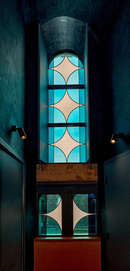 La Chapelle, Les Suites Du Palais, L'Unique 5 Etoiles De Nevers, Suite D'Exception, By Primo C0Nciergerie Luaran gambar