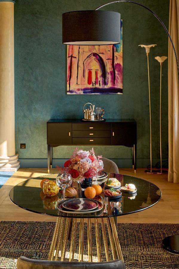 La Chapelle, Les Suites Du Palais, L'Unique 5 Etoiles De Nevers, Suite D'Exception, By Primo C0Nciergerie Luaran gambar