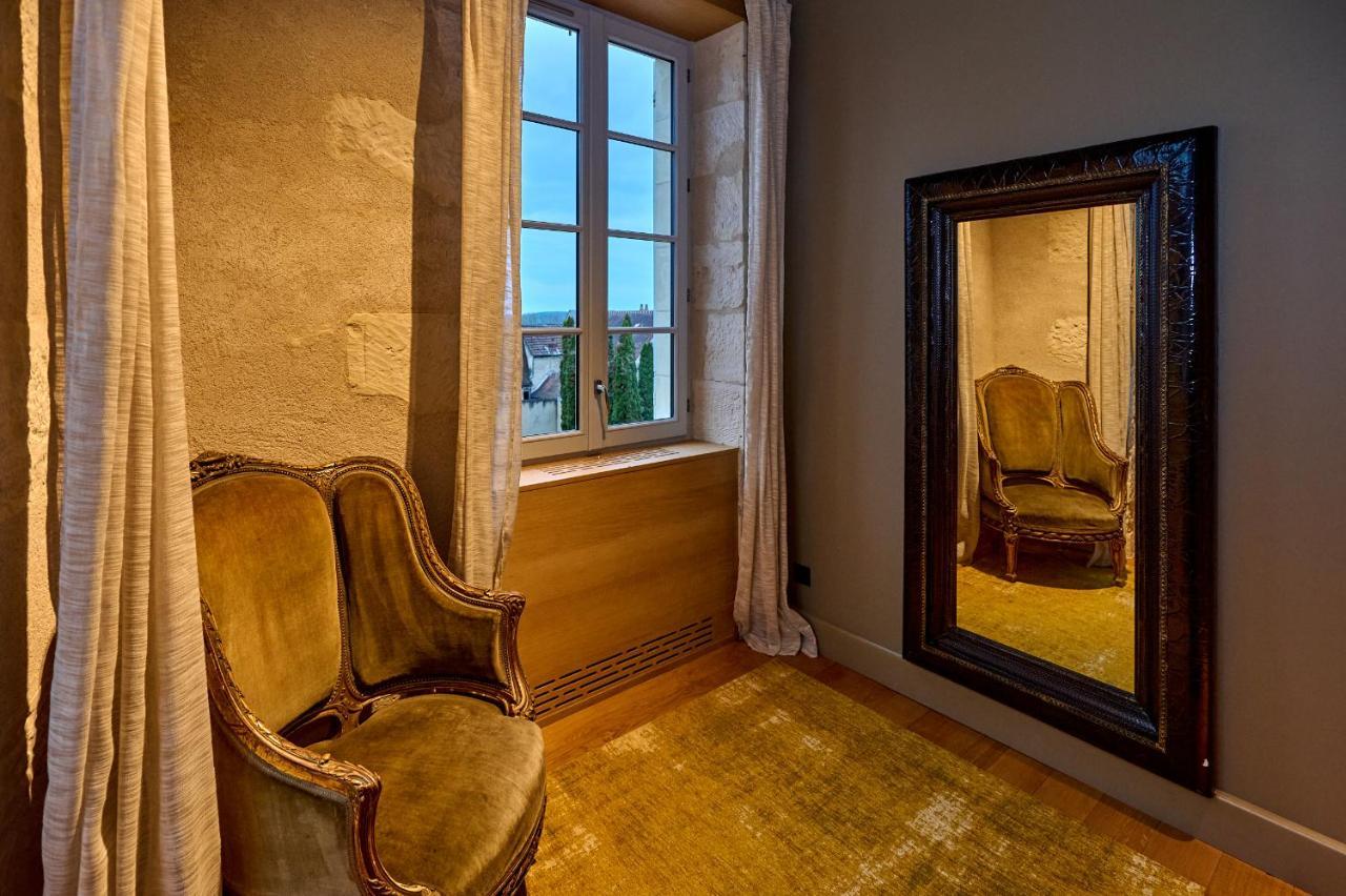 La Chapelle, Les Suites Du Palais, L'Unique 5 Etoiles De Nevers, Suite D'Exception, By Primo C0Nciergerie Luaran gambar