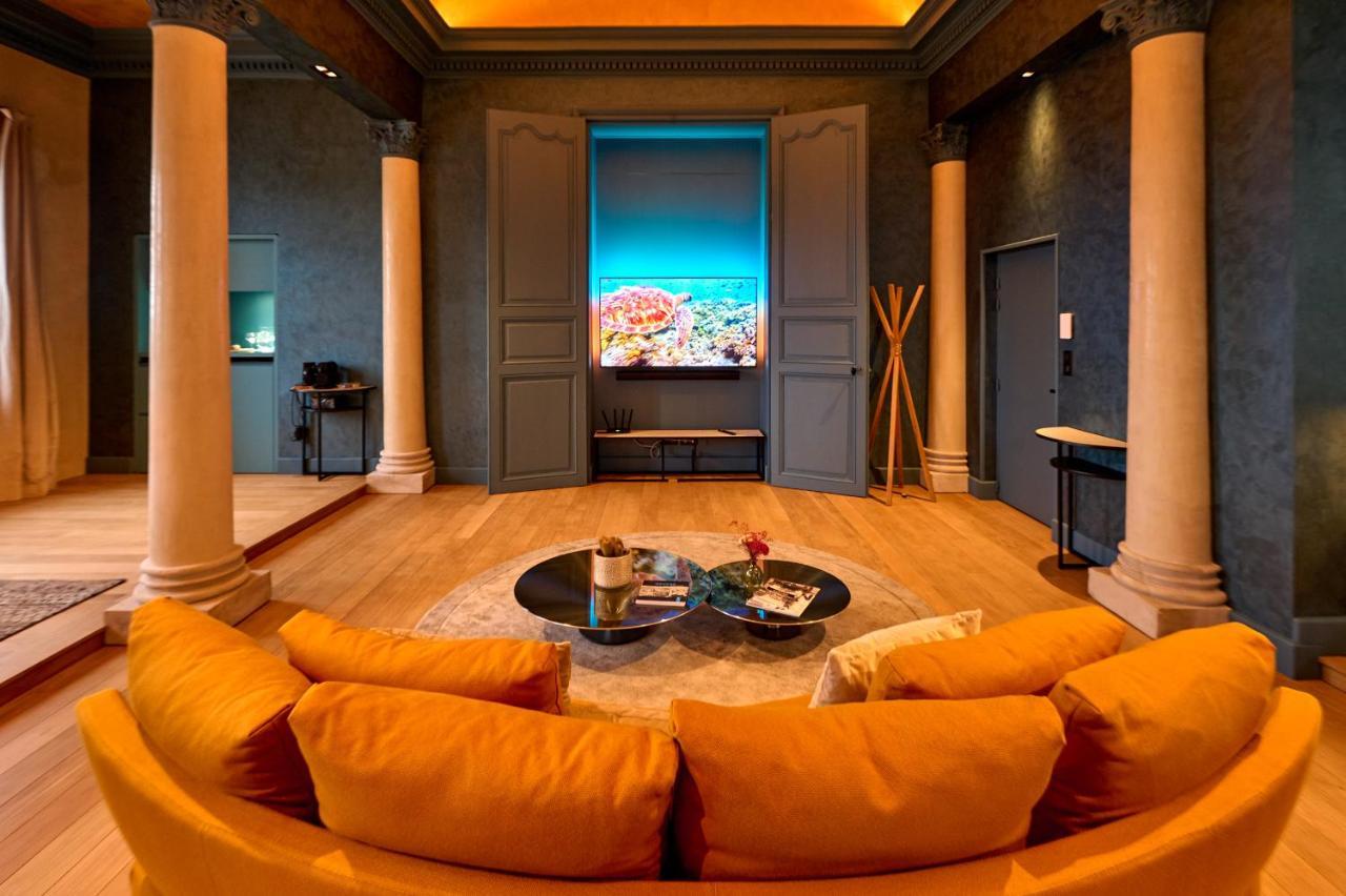 La Chapelle, Les Suites Du Palais, L'Unique 5 Etoiles De Nevers, Suite D'Exception, By Primo C0Nciergerie Luaran gambar