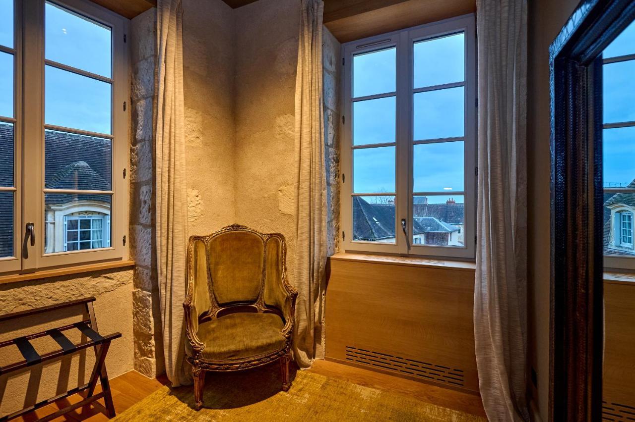 La Chapelle, Les Suites Du Palais, L'Unique 5 Etoiles De Nevers, Suite D'Exception, By Primo C0Nciergerie Luaran gambar