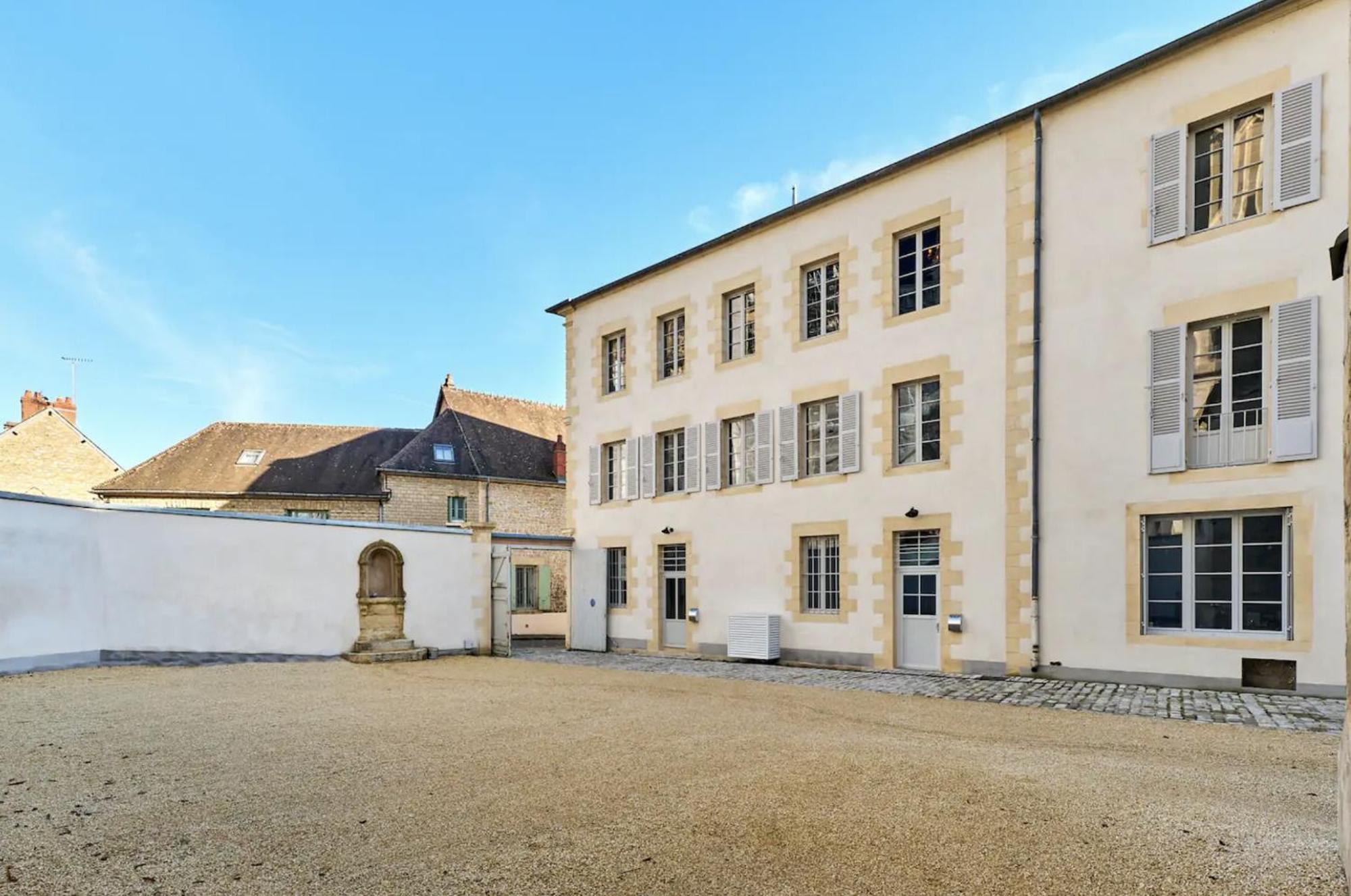 La Chapelle, Les Suites Du Palais, L'Unique 5 Etoiles De Nevers, Suite D'Exception, By Primo C0Nciergerie Luaran gambar