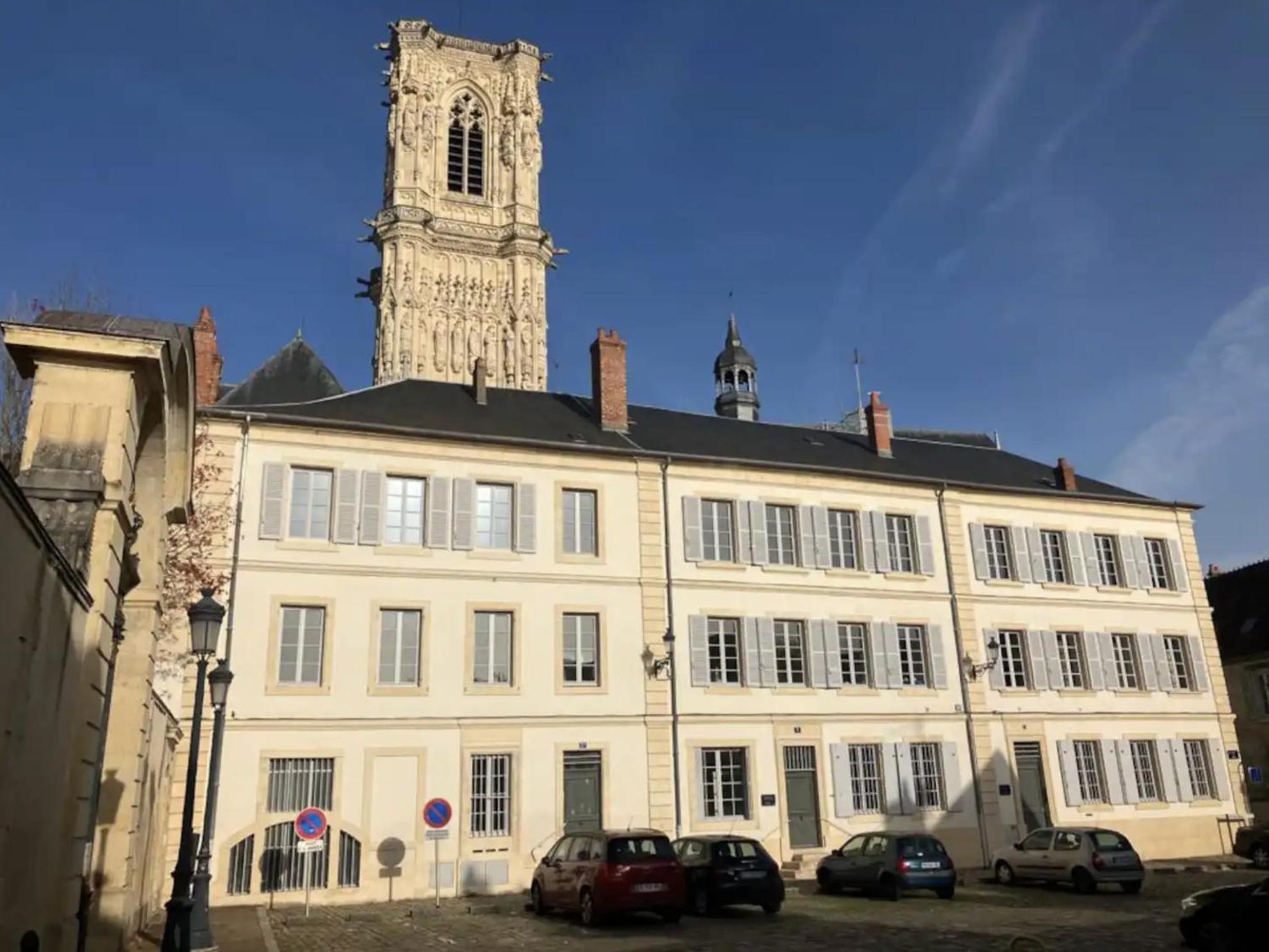 La Chapelle, Les Suites Du Palais, L'Unique 5 Etoiles De Nevers, Suite D'Exception, By Primo C0Nciergerie Luaran gambar